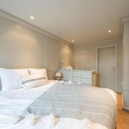 Op De Zeedijk In Knokke Voor Max 7 Personen-3 كنوك هايست